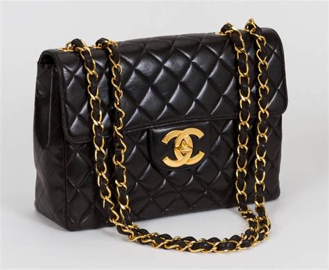 black chanel jumbo